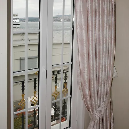 ホテル Karakoy Port 4*