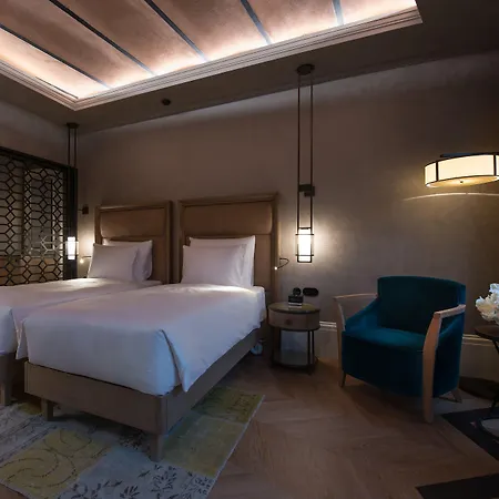 Karakoy Port Szálloda 4*