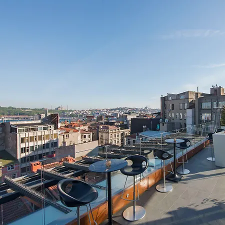 Karakoy Port