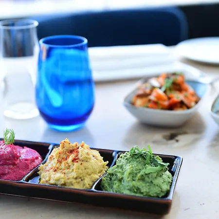 Karakoy Port 4*