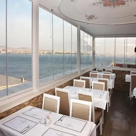 Karakoy Port Stambuł