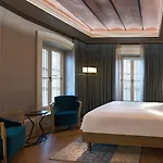 Karakoy Port 4*